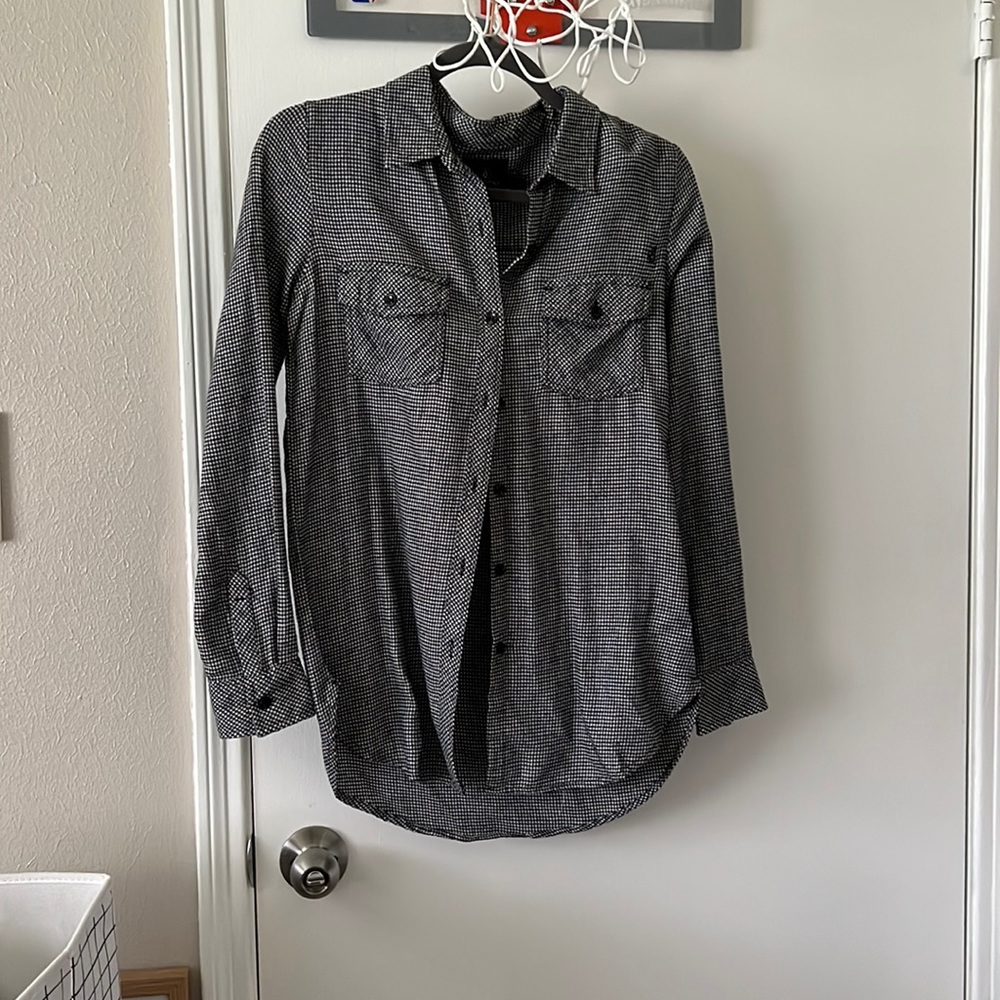 Women’s Volcom Flannel NEW